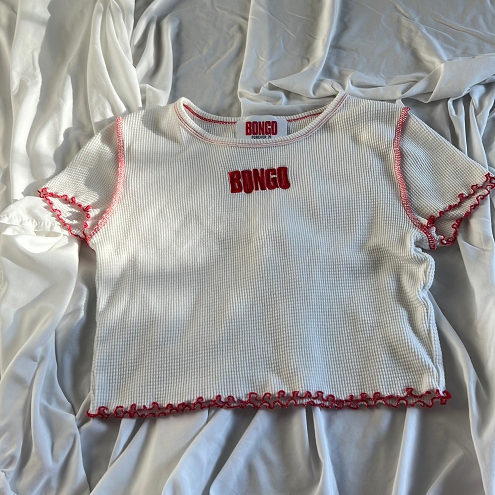 Forever 21 BONGO size medium white and red trim tee